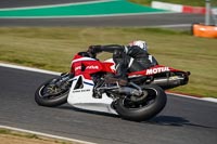 brands-hatch-photographs;brands-no-limits-trackday;cadwell-trackday-photographs;enduro-digital-images;event-digital-images;eventdigitalimages;no-limits-trackdays;peter-wileman-photography;racing-digital-images;trackday-digital-images;trackday-photos